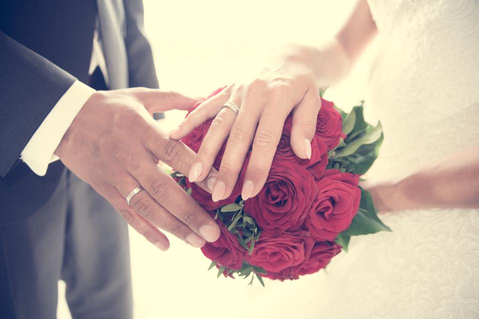 Trauringhaus's tweet image. Liebes Brautpaar, wir wünschen euch alles Gute für die Zukunft und viel Freude mit den Trau(m)ringen:)