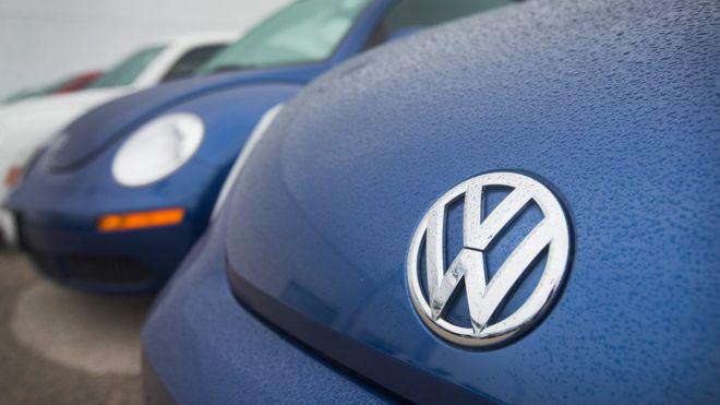 BBCBusiness's tweet image. Volkswagen set to announce new boss bbc.in/1LafUCa