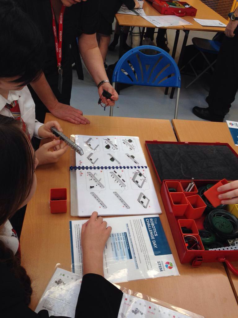 allaboutfutures's tweet photo. Inspiring young minds - building begins! #robotwars @TheHubLCR
@LCRMakingIt Who'll win the £750 @VEXRobotics kit? http://t.co/vCzVR97pxL