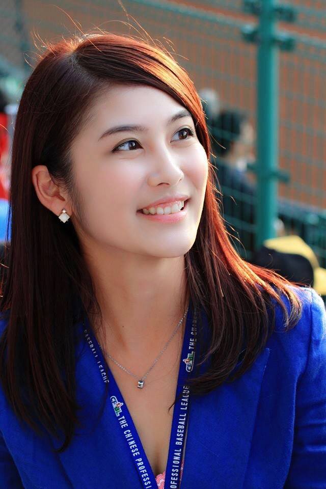 蘋果新聞網taiwan News 真不愧是超美人 最正女主播 Fox體育台卓君澤奪冠http T Co D7a4c3zeo0 卓君澤 超美人 蘋果新聞網taiwan News 真不愧是超美人 最正女主播 Fox體育台卓君澤奪冠http T Co D7a4c3zeo0 卓君澤 超美人