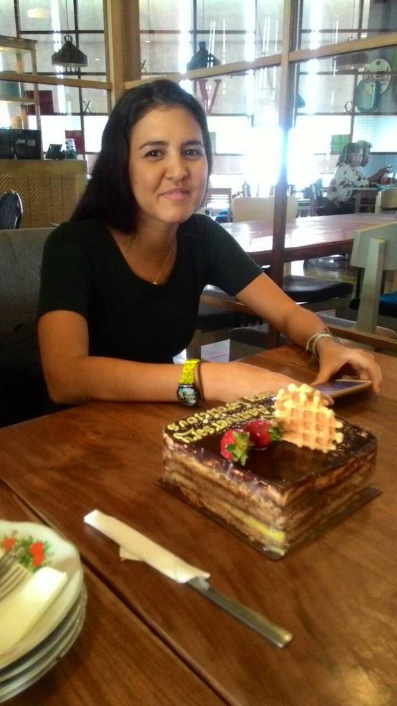 CaroliciousFans's tweet photo. #latepost 💕 Qtime http://t.co/a5SocY1SWA
