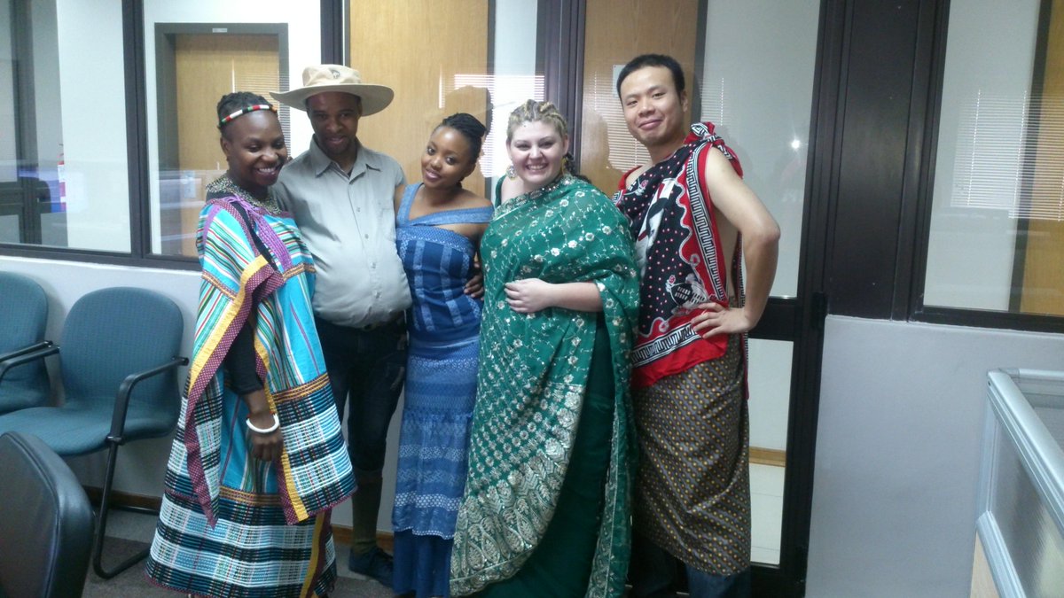 ArielSmit's tweet photo. Cultural Switch 
#HeritageDay #CulturalSwitch #MixingThingsUp http://t.co/hklnXpw1Mj