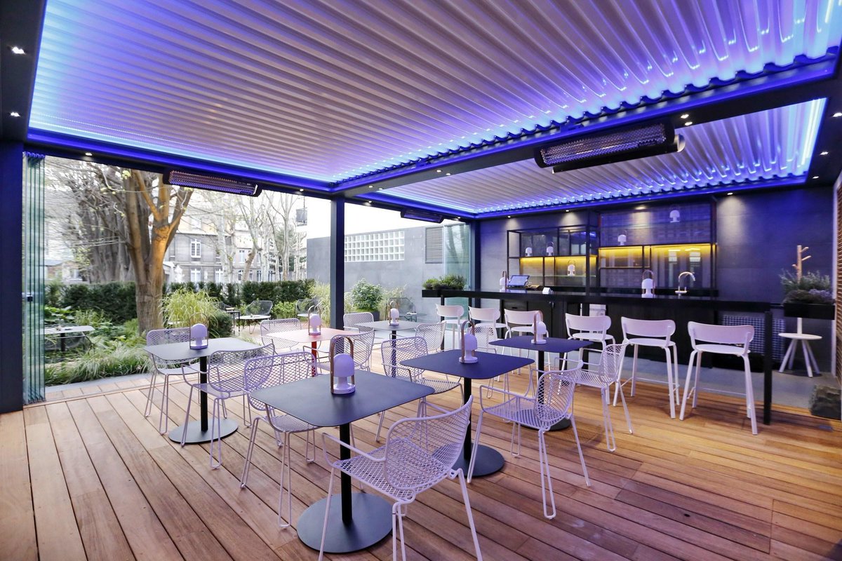 archiproducts's tweet photo. Let it rain or let the wind blow, #Biossun #bioclimatic patios let you enjoy your #outdoor .http://t.co/hOBJ5gw2Or http://t.co/JMht7Xl4sN