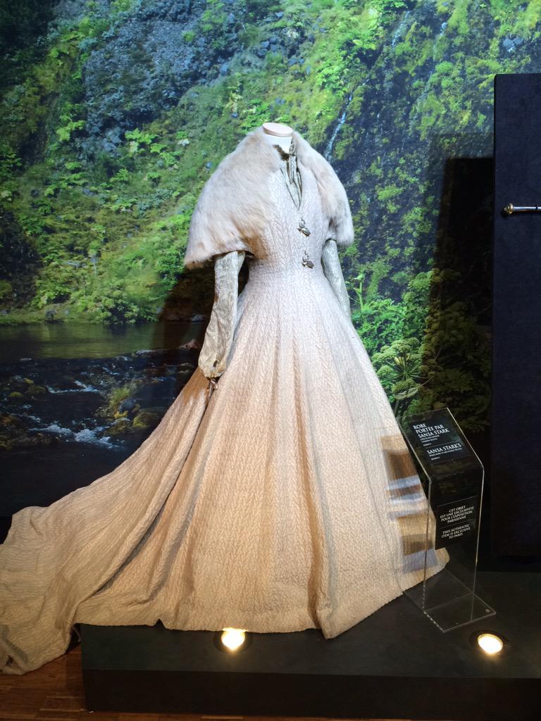 marie_rlngs's tweet photo. Au fait, petit aperçu de l'#expogot ! http://t.co/x7X3hXJHnf