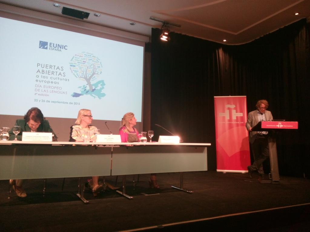 SLOinESP's tweet photo. En breve presentamos las primeras ediciones de #donQuijote en esloveno @ rueda de prensa #DLE2015 @InstCervantes http://t.co/tHisaZ5gYa