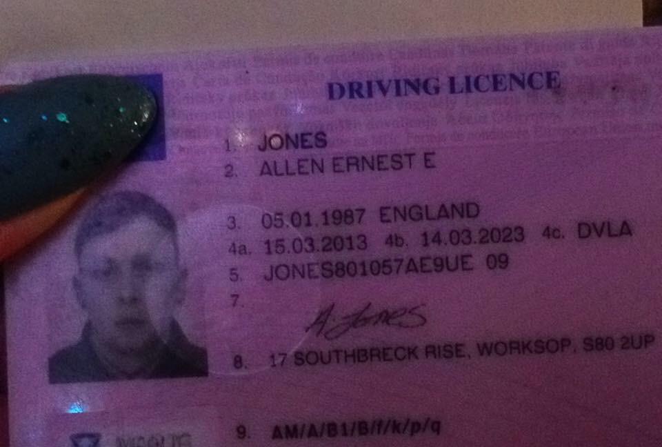 liono26's tweet photo. Thanks to whoever posted my driving license back from #Butlins90s weekend! #LifeSaver http://t.co/dukvGyAK4S