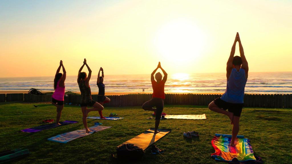 A few of the MTD athlete having a great start to the rest day with some yoga <a href="/MyTrainingDay/">My Training Day</a>