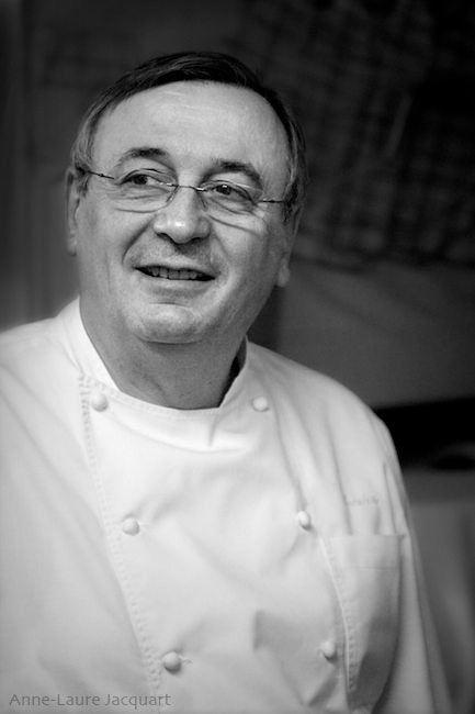 Wat een eer ! Mr. Jacques Lameloise (<a href="/MaisonLameloise/">Lameloise</a> ***) komt naar de Prix Culinaire Benelux. #champagne