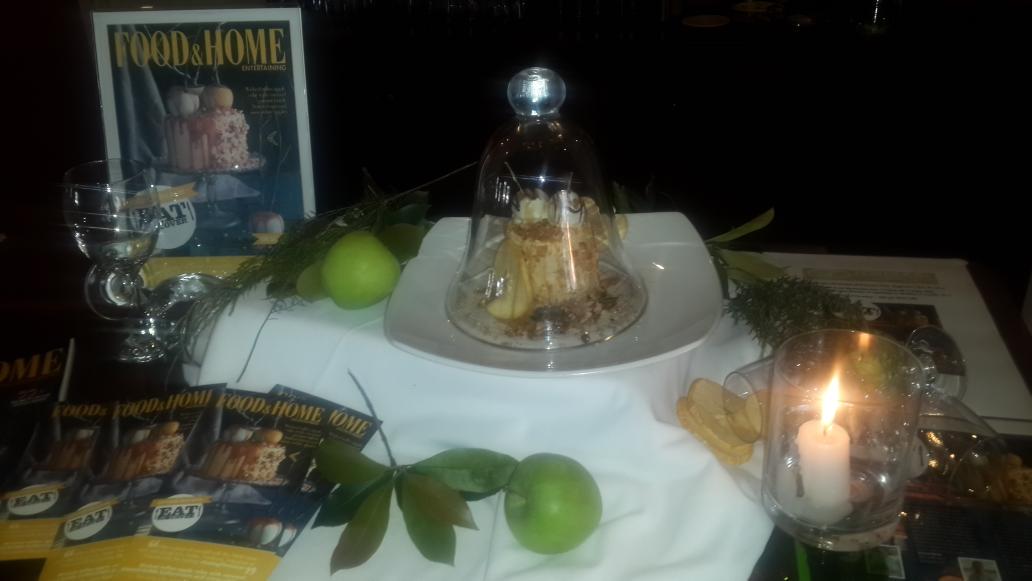 LorenzoGiliomee's tweet photo. FOOD&amp;HOME #EatingTheCover Apple cake flying off the plates @Fordoun01  Decadent and Spooky...🎃👻😉 http://t.co/vkyjkWjGV9