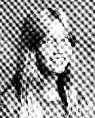 Heather Locklear\s soph-frosh school album pic. Happy Birthday to my underclass(wo)man at Newbury Park (CA,) HS! 