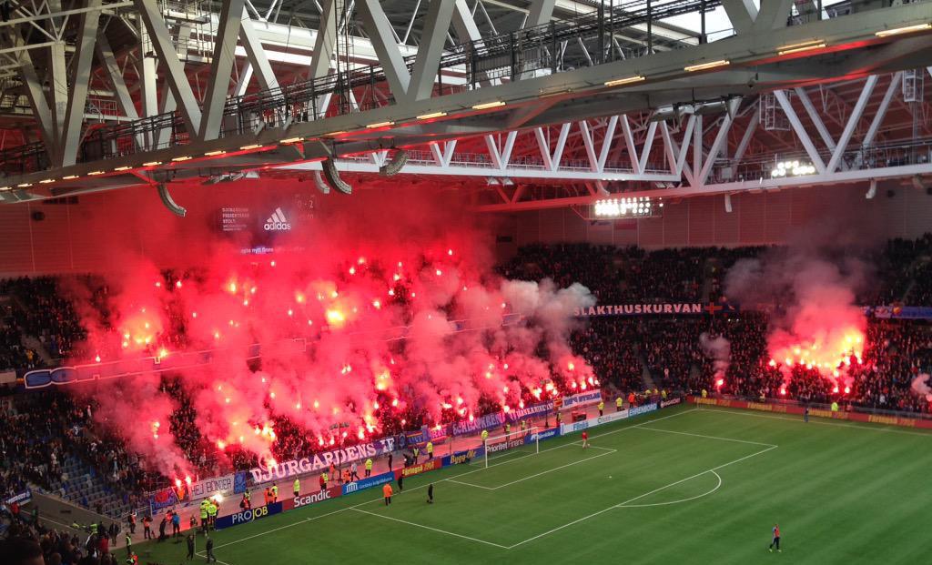 Polisen vill alltså ta bort ståplats för att bukt med pyrot?
Well... några exempel på pyro på sittplats @polisen_riks