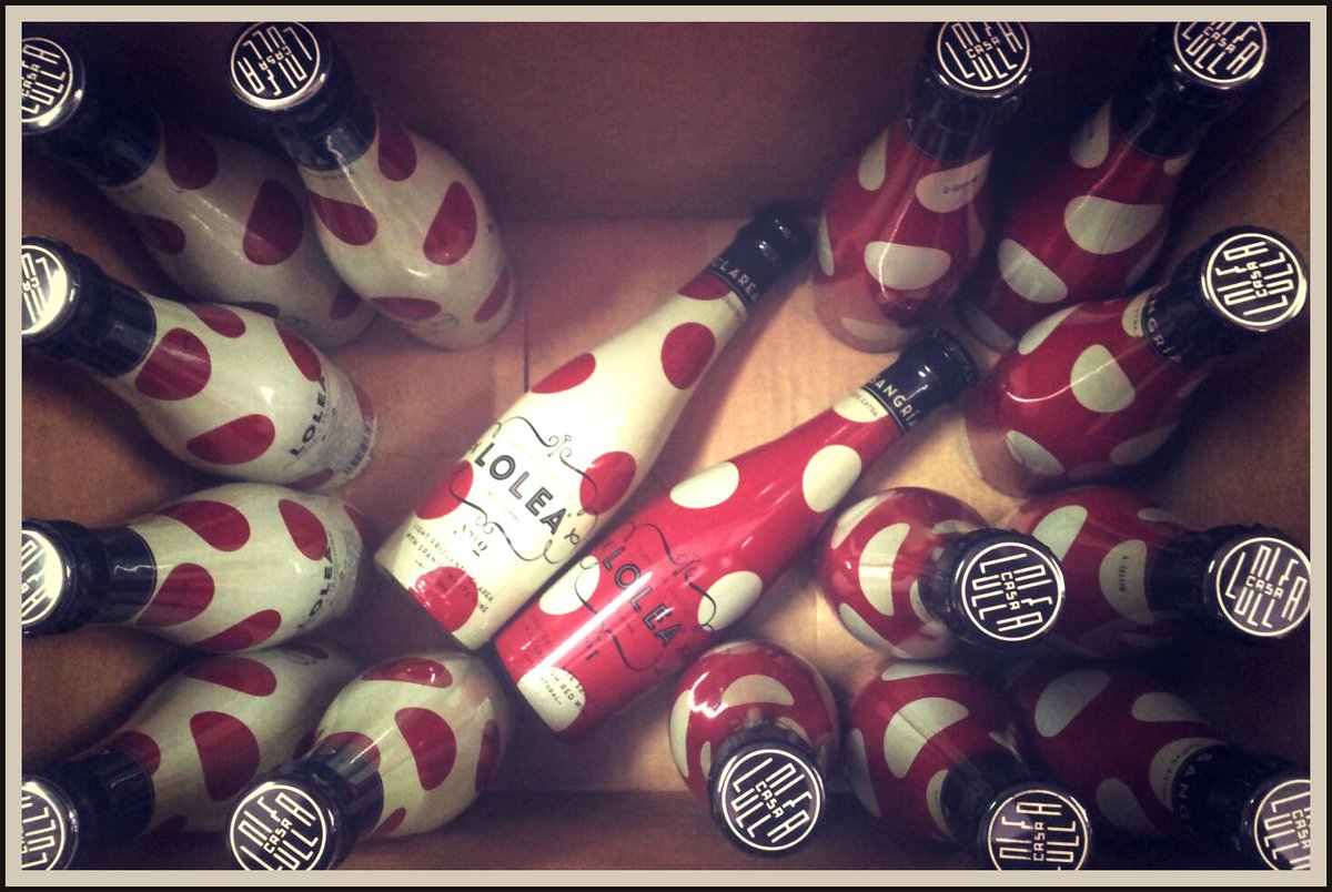 Atreviu-vos a tastar el que ho ha petat aquest #estiu a les #terassetes. @sangrialolea és una opció sorprenent!