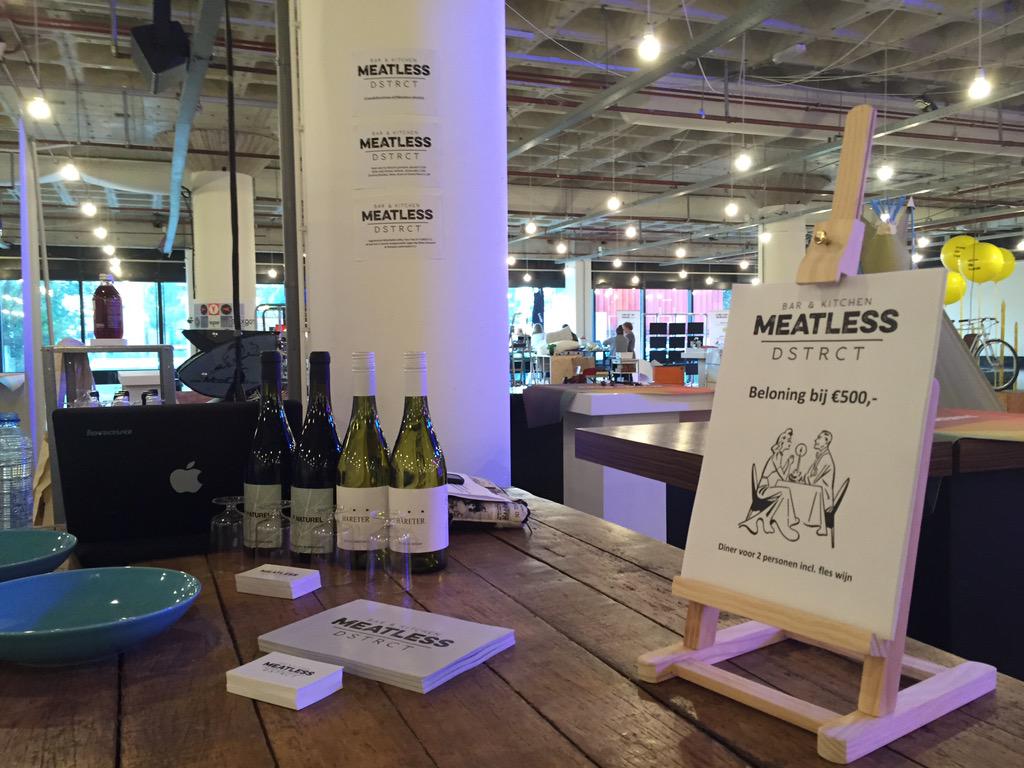 Hier vernieuwen we tijdens #Crowdfest de vegetarische keuken. Bij <a href="/MDAmsterdam/">Meatless District</a> !