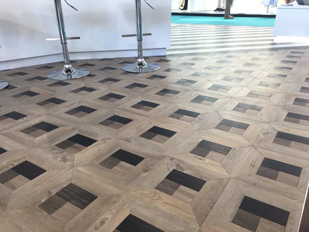 rms23uk's tweet photo. Day 3 @designlondon - come see a few of the custom layouts you can create with @KarndeanComm #design #flooring http://t.co/wZDdJmFrMy