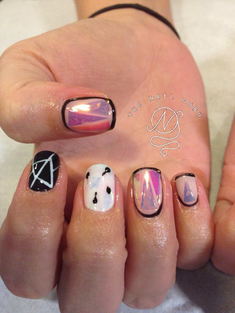 GuruNail's tweet photo. In love @ScratchMagazine @BioSculptureUSA @scratchstars @BiosculptureGB #thenailguru http://t.co/2A9Bpl9eLG