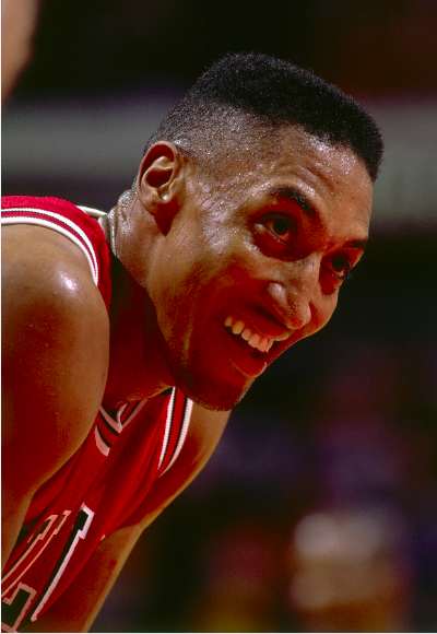 NBAHistory's tweet photo. "5-0!" Happy Birthday to @ScottiePippen one of the most versatile/talented players in @NBAHistory; 6-time @NBA champ http://t.co/24oU5JLYlR