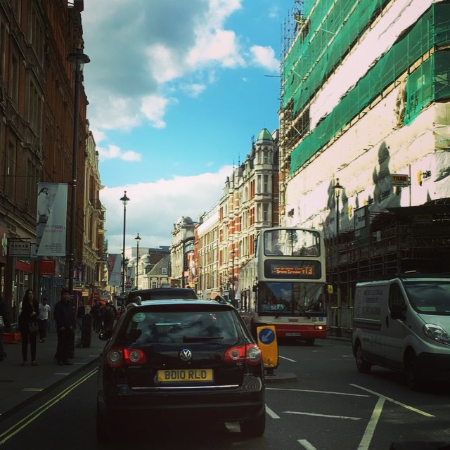 LindaCrawley4's tweet image. Nice little time-lapse through the streets of London, thanks to #iPhone6sOnO2's... o2lin.kr/1VdHjrM #TeamO2