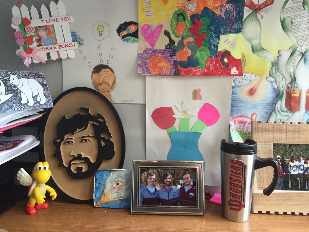 ShuttArt's tweet photo. Not sure if my objects enable my egotism though. Self-esteem is a good thing, right? @KenzieRF http://t.co/Sf5hCbSmO6