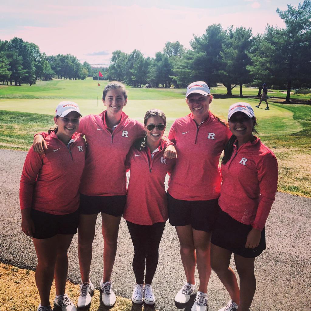 gilahrosenberg's tweet photo. Beautiful day for some golf #RGolf #UngerDeBlasio http://t.co/mW5V3x2U1U