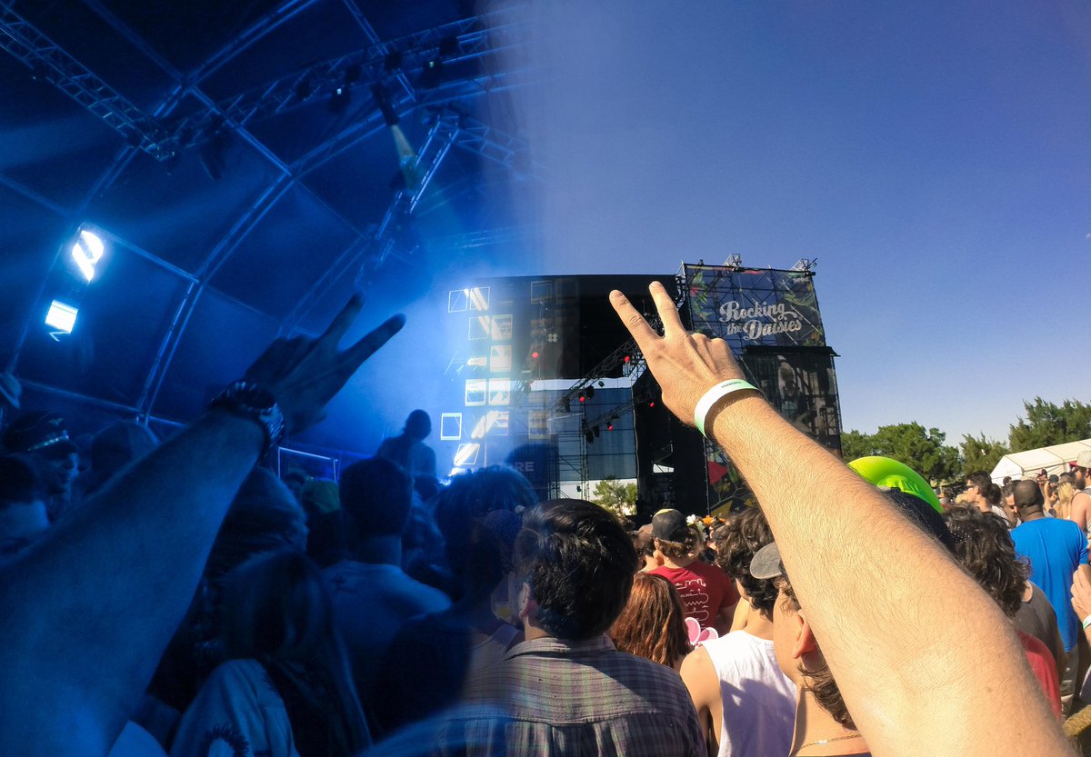 This time next week! It's going down at <a href="/RockingTheDaisy/">Rocking the Daisies</a>! #RTD2015 #DecadeOfDaisies youtube.com/watch?v=Wv5Ak7…