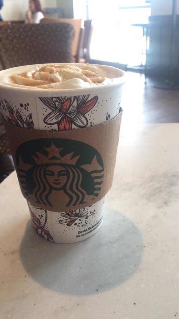 StarbucksAND's tweet photo. We can't get over how cute our fall cups are! #fall 🍁🍃🌰 http://t.co/JSsq27HN2J