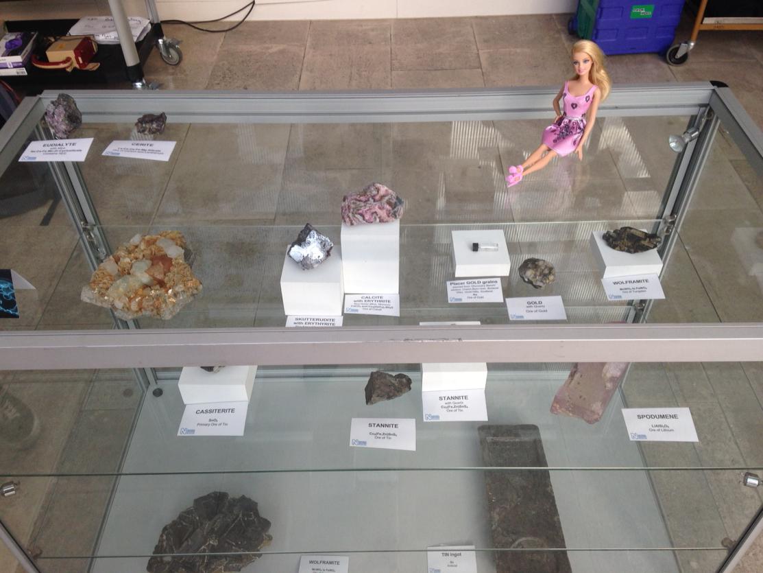 Next stop Minerals! Beautiful specimens containing critical elements needed in everyday life #SU2015