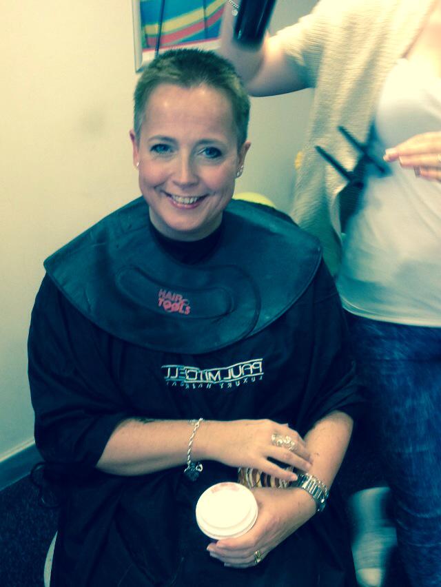 ThorneSally's tweet photo. @NBSSurreyShire @NBSemployees #BraveShaver #MacMillanCoffeeMorning #0303 http://t.co/iXnY4tUYrd