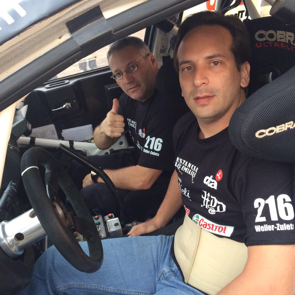 CastrolParaguay's tweet photo. ¡Arrancó el #TCR2015! Fuerza Tiago W, Fernando Z y todo el team. http://t.co/XEWOIjwJUT