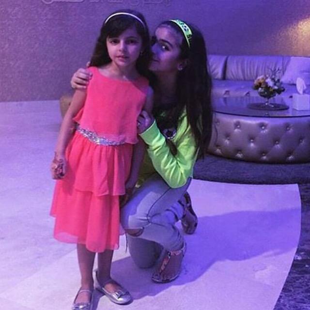 halooshye's tweet photo. @halamalturk1 ma cutie🔑💜 http://t.co/b41RQRkmLT