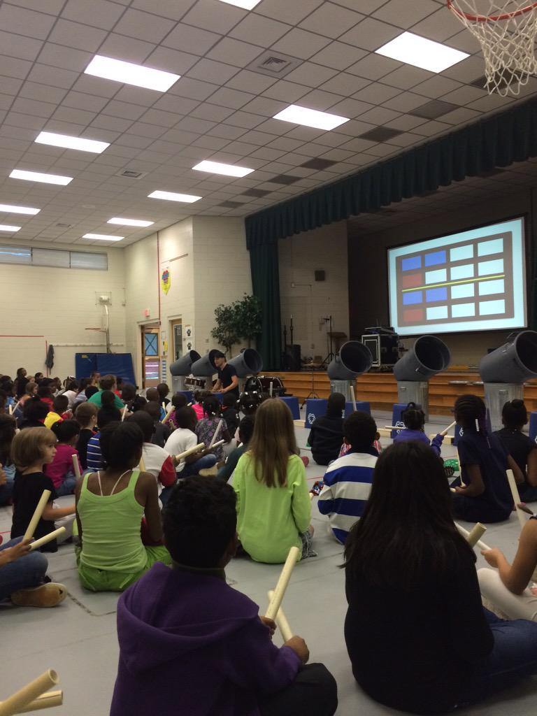 Poe3rdGrade's tweet photo. Fun experience using math and drumming this morning! #PoePandaPower #PoePandaPAWSome http://t.co/lPUkfbMBWs