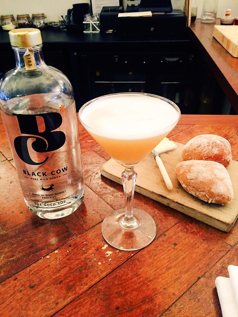 Karin Tillard tweet media