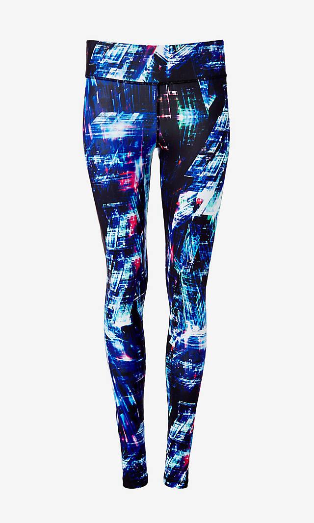 adventuresofak's tweet image. Just added these @ExpressLife leggings to my NEED list. bit.ly/1jhFAk5 #ExpressCore