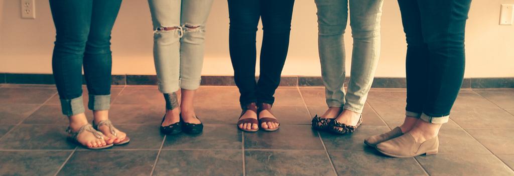 Crispy247's tweet image. 2day is &quot;Jean Day&quot; at Salon Dimitri!! We support #daytons @MonnieBush #VictoryProject