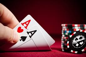 guardiacivil's tweet photo. #Alerta
#Ciberjugadores tramposos de #poker utilizan #spyware para espiar a sus contrincantes http://t.co/wswUYl4YmQ http://t.co/XesYDBL1oo
