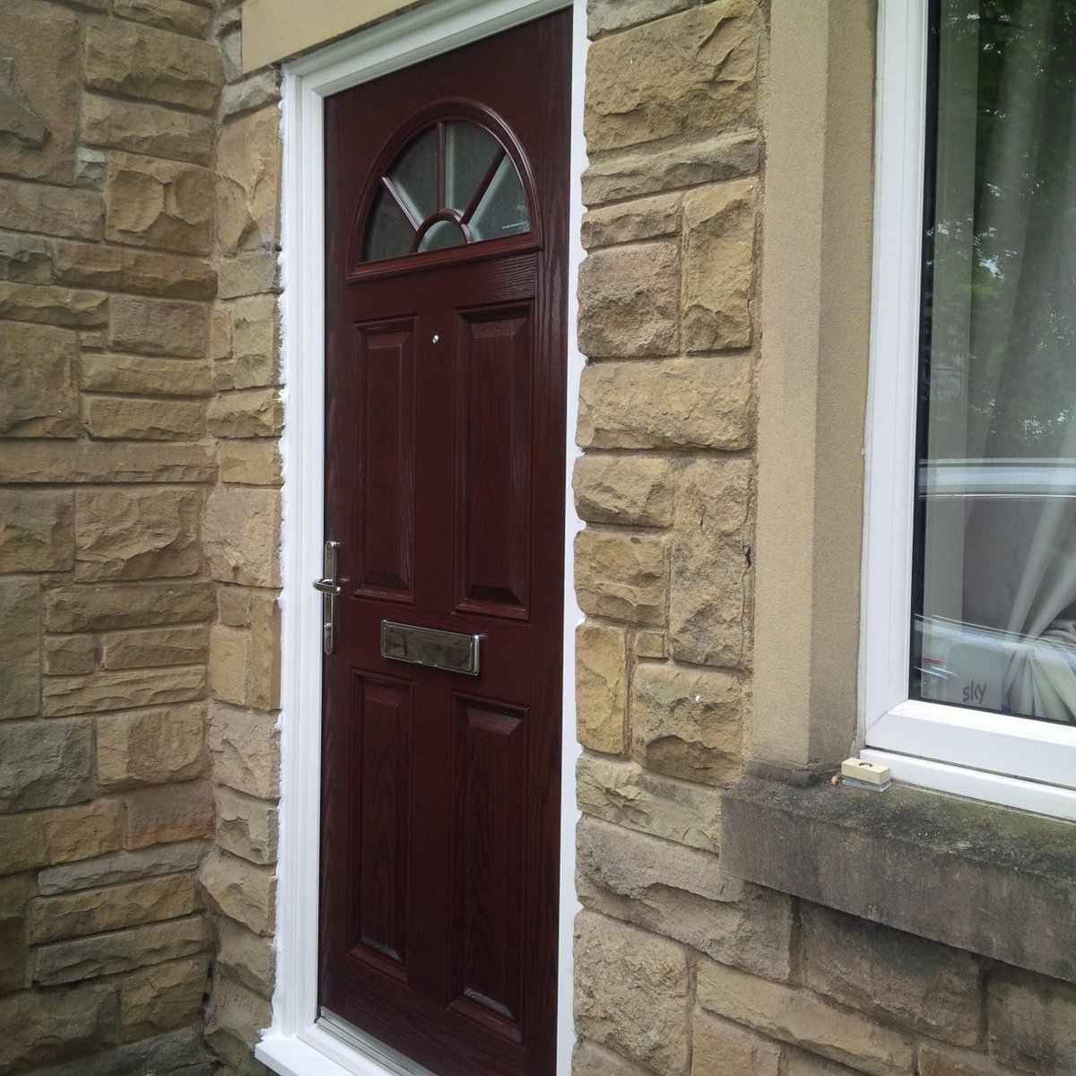 aandswindows tweet picture