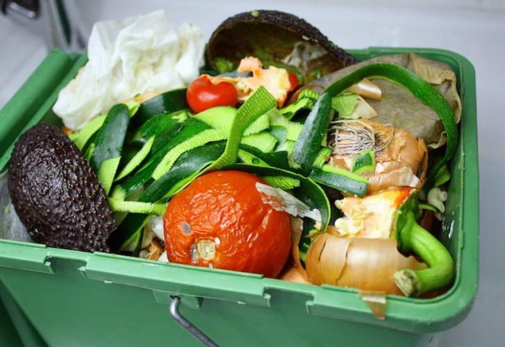 theTeller_it's tweet photo. #Crisi, universitari contro gli sprechi alimentari http://t.co/N3OIcAyGyC @QuiGroup @BancoAlimentare @iFoodShare http://t.co/l14m7no8By