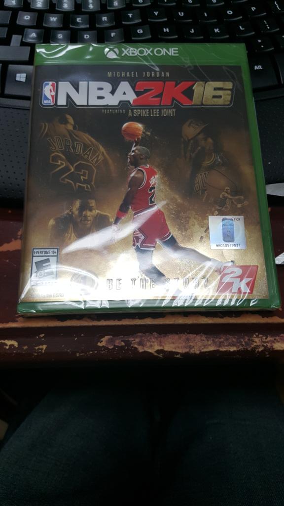 willv23_'s tweet photo. Look what I got! #NBA2K16 #MJedition #HeatNation #LetsGetIt #success http://t.co/5rhSWkju5r