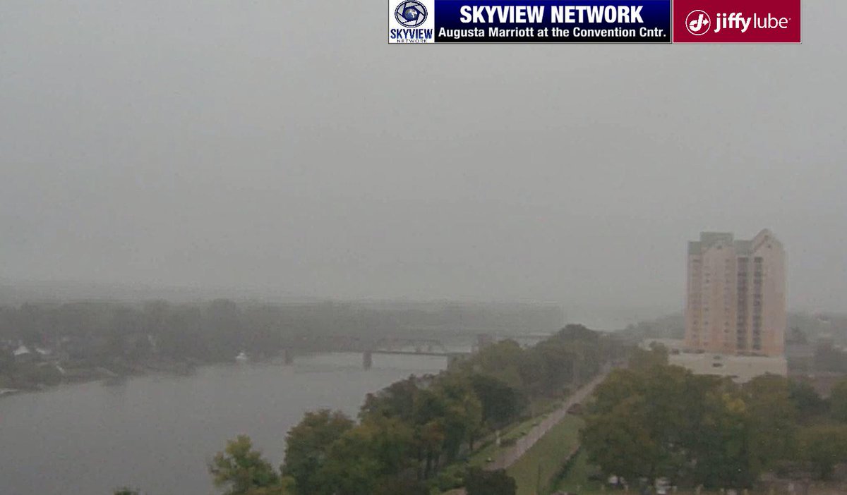 Overcast, Fog, and Light Rain on the Jiffylube Skyview Network Cam in
