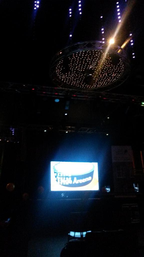 HTaimi's tweet photo. Science slam yökerhossa. #Pori 'ssa kaikki on toisin http://t.co/FzyZcGzMhO