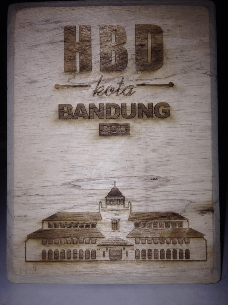 infobandung's tweet image. mangstap itu lurs.. keren..!! :) RT @edableyu nih mang mimin bagus gk?