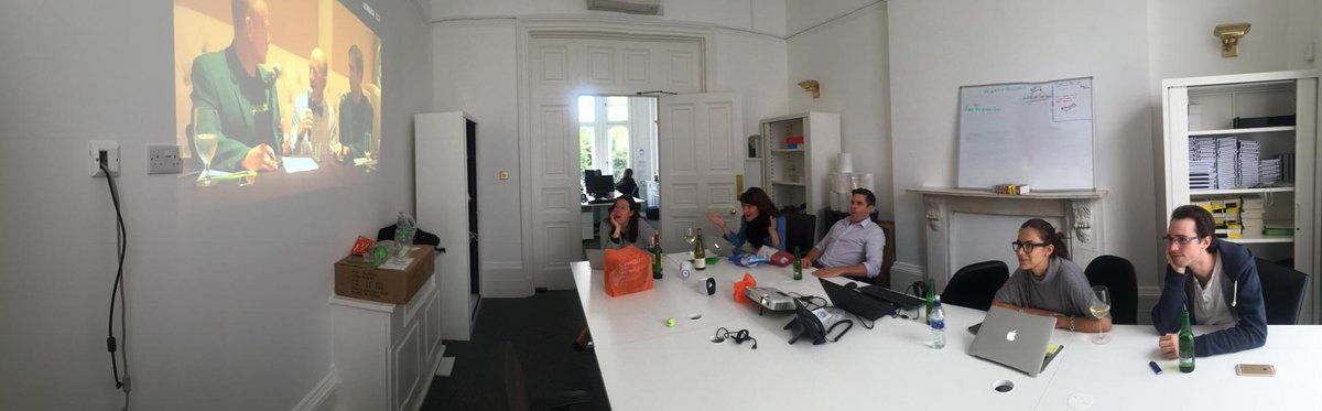 stevehud101's tweet photo. @GlassdoorUK team excited for #GDSummit ! http://t.co/fSq5twOsj1