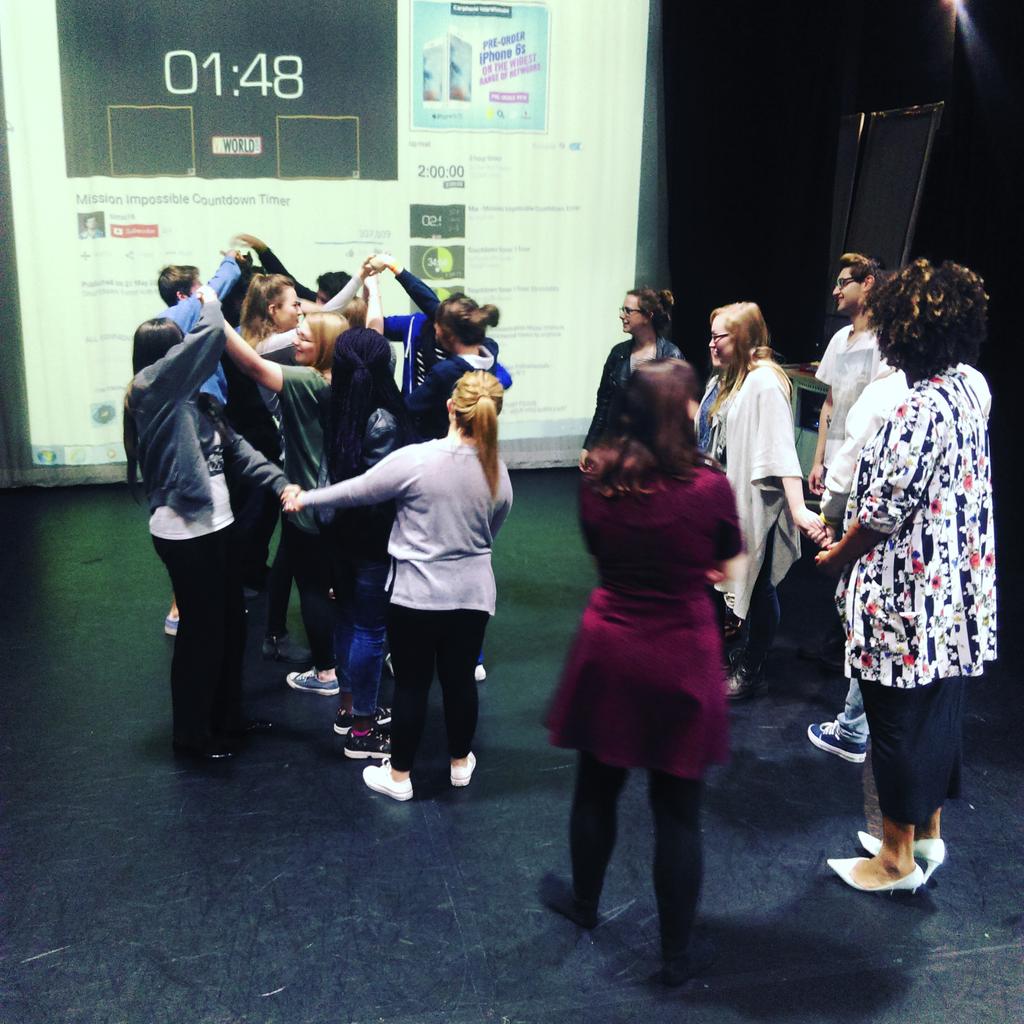 yang_alang's tweet photo. Ending the last equality and diversity workshop of the week on a high!  @cccu_mpa http://t.co/wkz9RA7e2Y