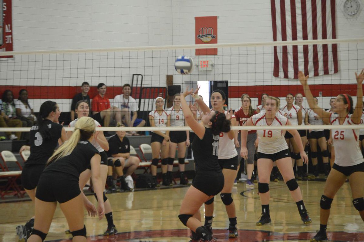 Home Volleyball Action tonight! Come support as they take on @SU_GoldenEagles at 7 pm!
#BeaverNation #Homecoming2k15