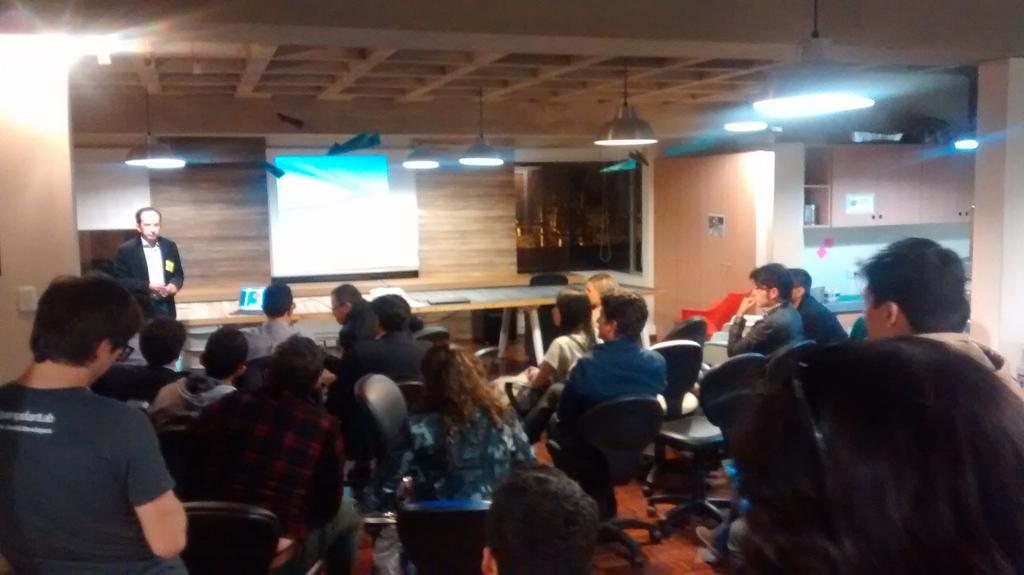 buentriphub's tweet photo. Felicidades a @YoVeoVeoInfo por su iniciativa ciudadana!No es fácil luchar por sus metas pero todo empieza con 1 paso http://t.co/bmqZdLxwjT