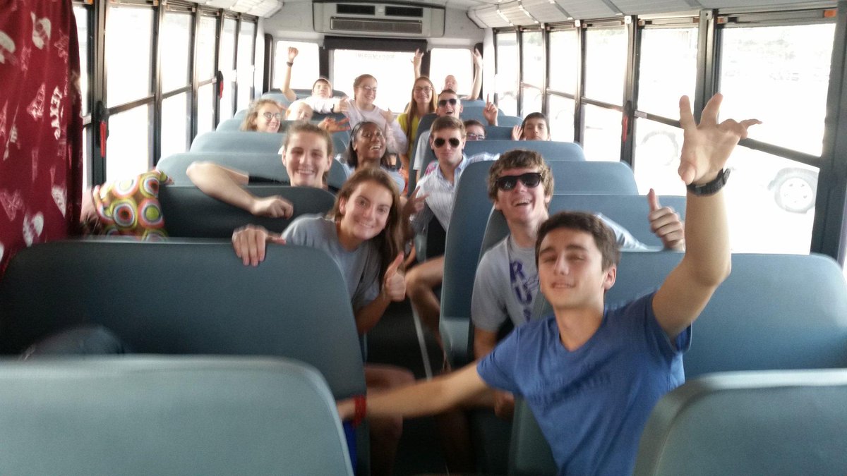 Our Hounds are on the way to Corpus!!! GO HOUNDS XC! <a href="/houndsXC/">BHS Greyhounds XC</a> #xc #crosscountry #roadtostate #UIL