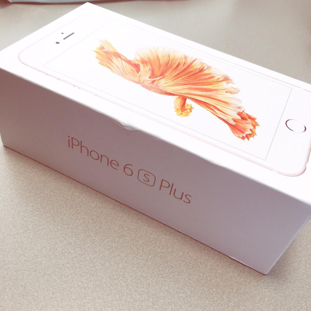 OfficialFreyja's tweet image. #iPhone6sOnO2 happy fasts. Tweeting you from my new iPhone 6S Plus!!!! 😍