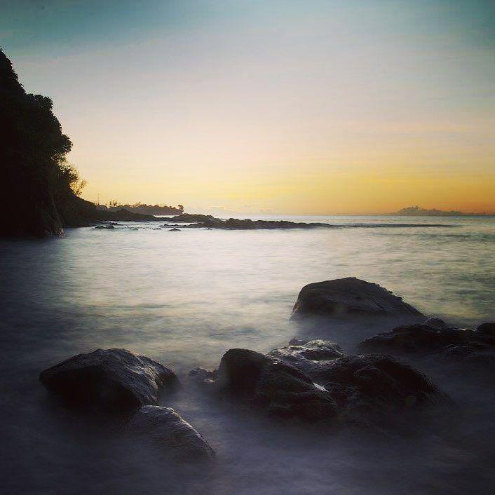 MotMotLodge's tweet photo. #sunrise down by the water @motmotlodge .... #breathtaking if u fancy an #earlymorning ...… http://t.co/LaqauM0Nt6 http://t.co/pi7e0l5azY