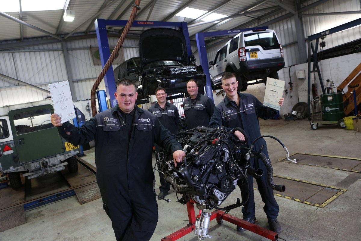 NorthEastern4x4's tweet photo. Have a fantastic weekend from all the team here at North Eastern 4x4! http://t.co/L8Khvz8Mnn