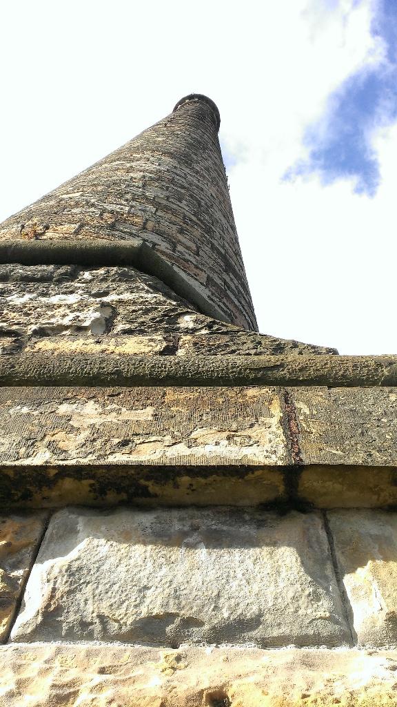 bexxym40's tweet image. Nice walk around #WeaversTriangle today with @Archaeology_UoS @heritagelottery. Slaters Terrace looking good!