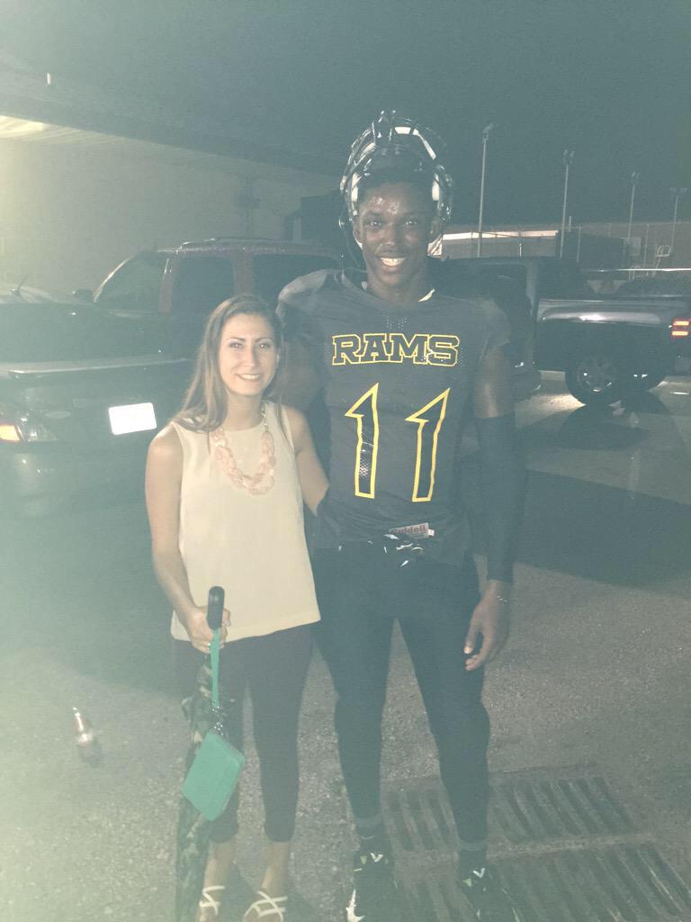 FootballGFViews's tweet image. 💛🔐